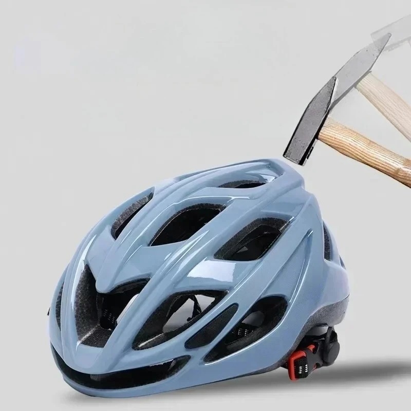 Ultralight outdoor cycling helmet, unisex