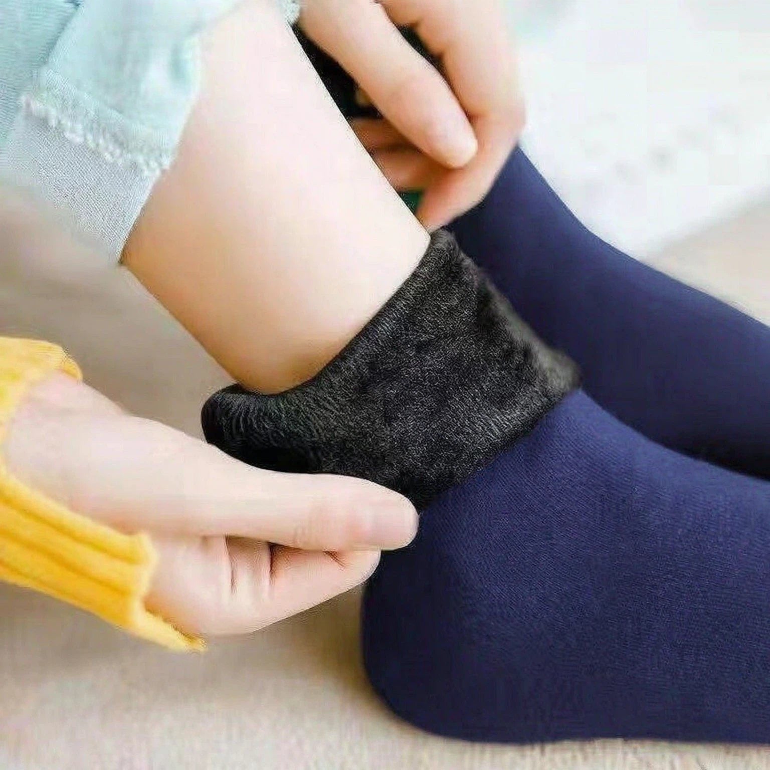 ✝️ LIMITED‑TIME 50% OFF! ✨5 pairs of thick fleece-lined, warm, snow socks