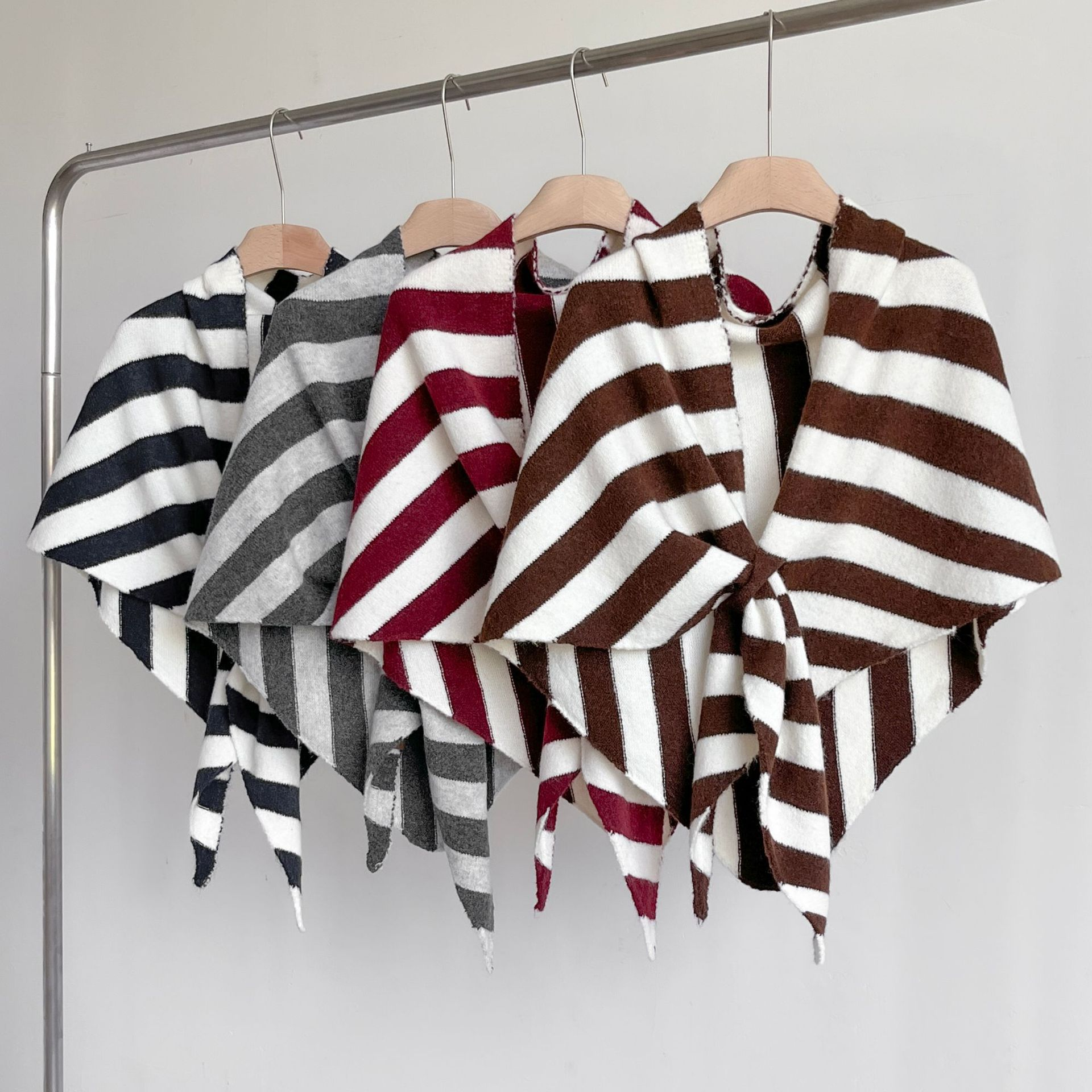 🥳2026 HOT SALE💞50K+ SOLD!🍂Women's Solid Color Shawl for All Seasons🍁 