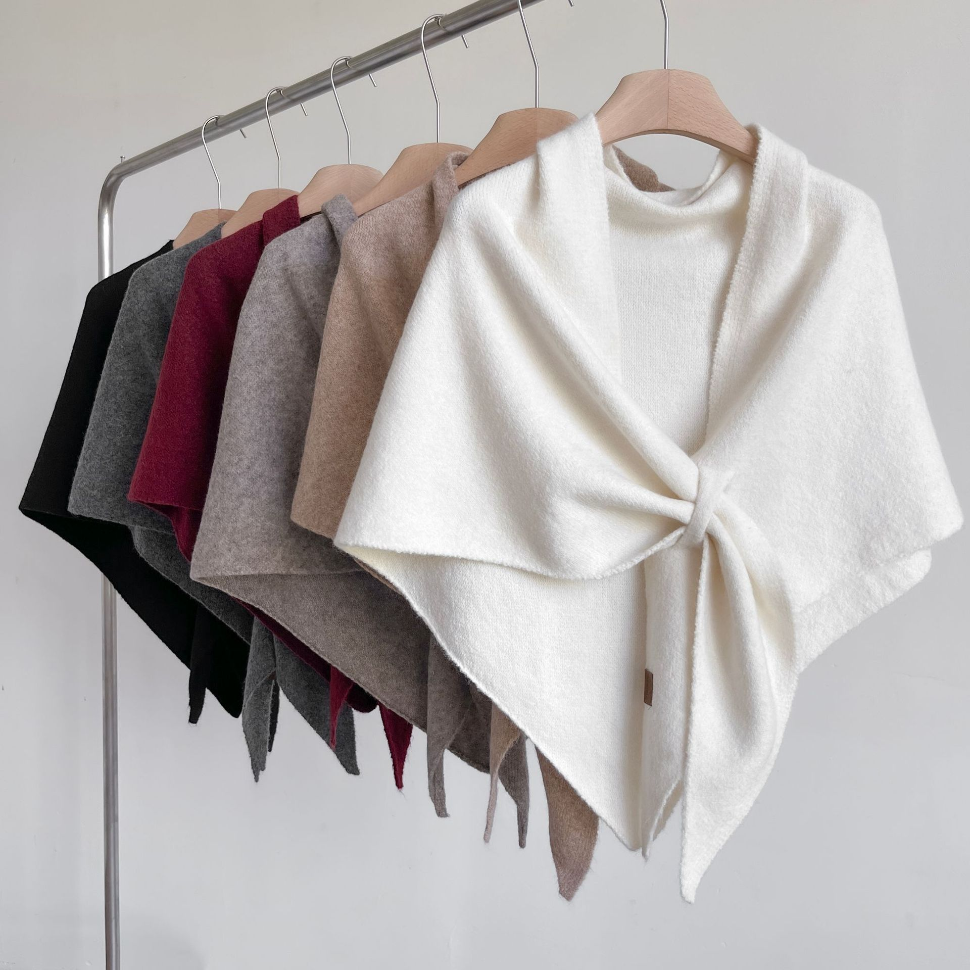 🥳2026 HOT SALE💞50K+ SOLD!🍂Women's Solid Color Shawl for All Seasons🍁 