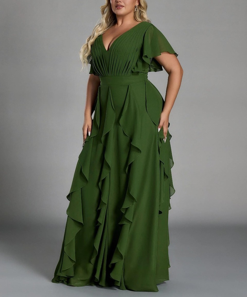 Vestido de talla grande, elegante corte en A, escote en pico, manga corta, volantes, falda hasta el suelo, tejido de gasa, con cintura ceñida.