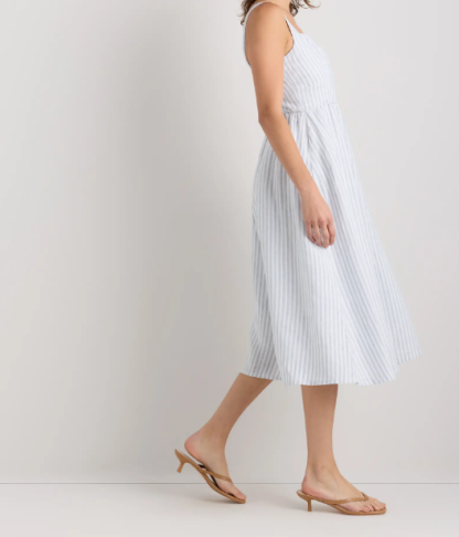 Vestido midi 100% lino europeo, corte ajustado, falda en línea A.