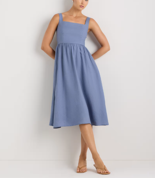 Vestido midi 100% lino europeo, corte ajustado, falda en línea A.