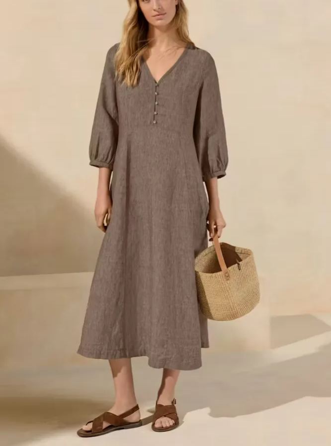 Vestido con detalle de godet