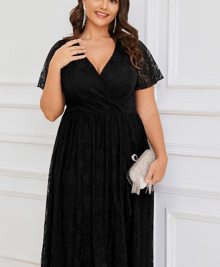 Precioso vestido de novia ELISE de talla grande, manga corta, cuello en V con volantes y corte en A, de encaje, ideal para invitadas de boda.