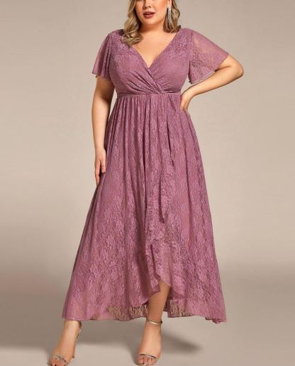 Precioso vestido de novia ELISE de talla grande, manga corta, cuello en V con volantes y corte en A, de encaje, ideal para invitadas de boda.