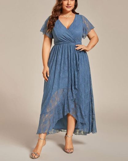 Precioso vestido de novia ELISE de talla grande, manga corta, cuello en V con volantes y corte en A, de encaje, ideal para invitadas de boda.