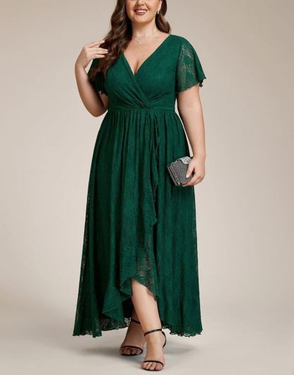 Precioso vestido de novia ELISE de talla grande, manga corta, cuello en V con volantes y corte en A, de encaje, ideal para invitadas de boda.