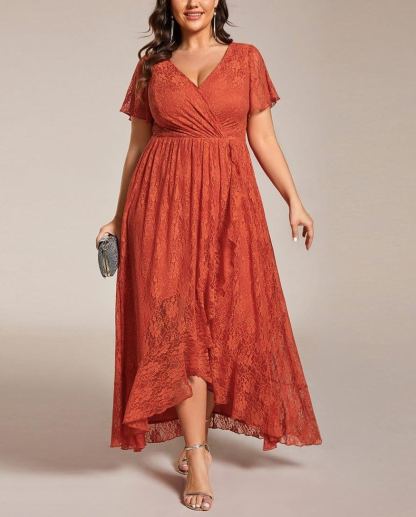 Precioso vestido de novia ELISE de talla grande, manga corta, cuello en V con volantes y corte en A, de encaje, ideal para invitadas de boda.