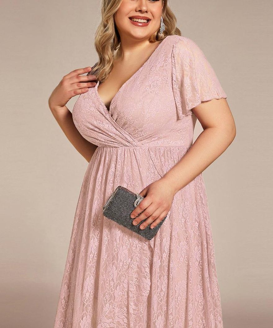 Precioso vestido de novia ELISE de talla grande, manga corta, cuello en V con volantes y corte en A, de encaje, ideal para invitadas de boda.