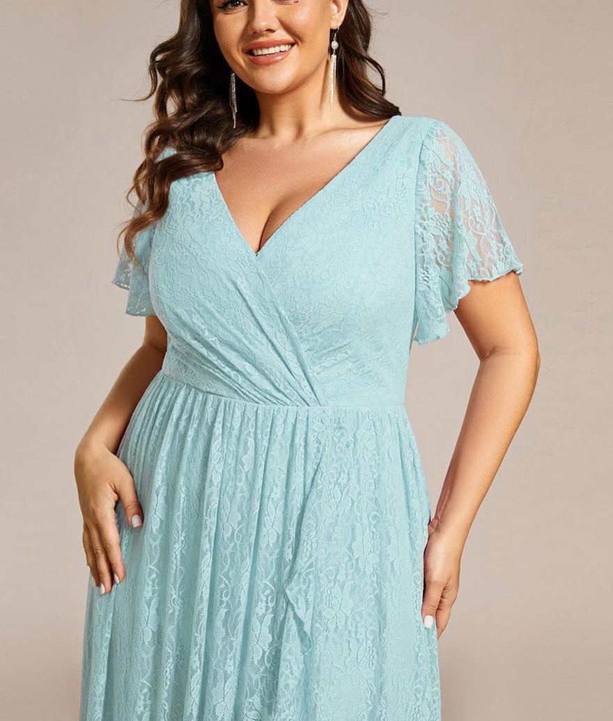 Precioso vestido de novia ELISE de talla grande, manga corta, cuello en V con volantes y corte en A, de encaje, ideal para invitadas de boda.