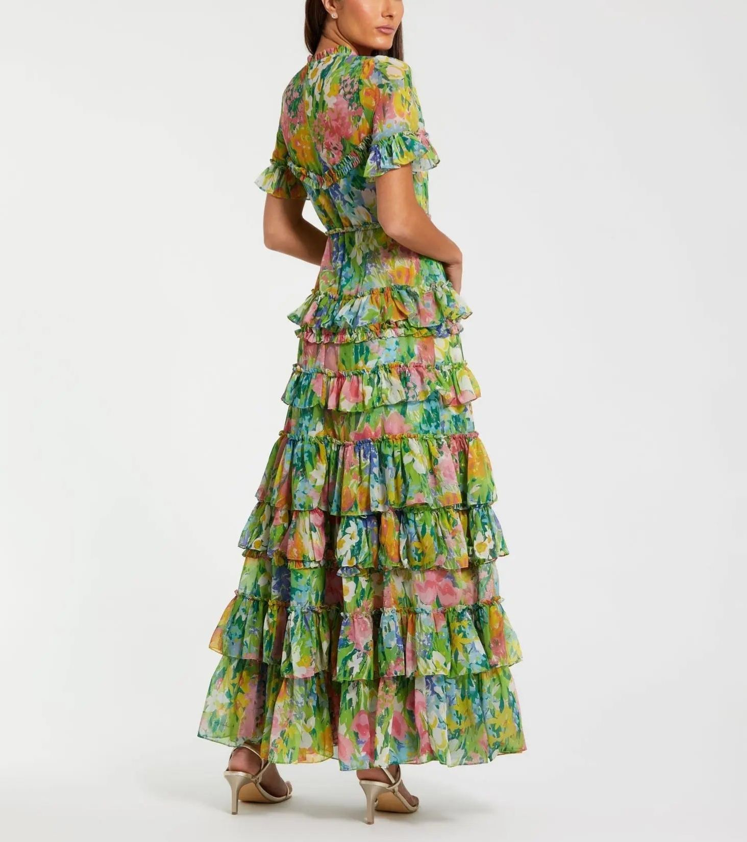 Vestido verde de gasa con volantes y estampado floral