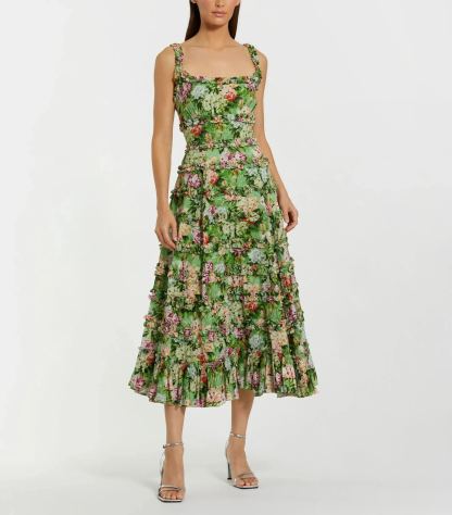 Vestido midi verde con volantes y estampado floral, escote cuadrado