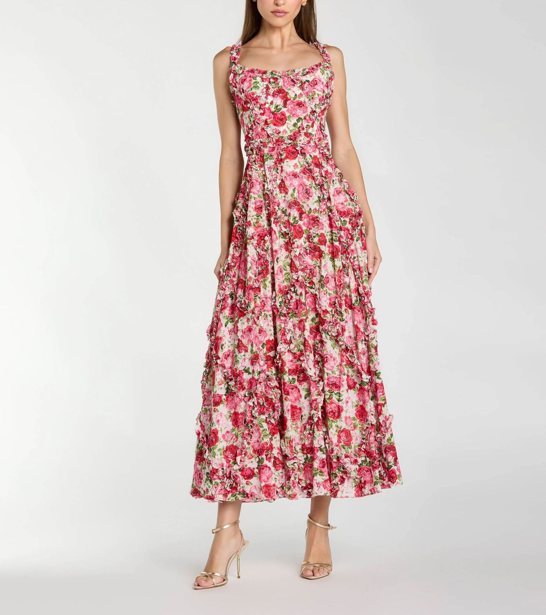 Vestido rosa de corte A con volantes y escote redondo, estampado floral.