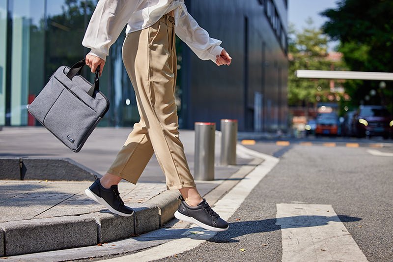 How to Choose Wide Shoes for Ladies in the Workplace - FitVille