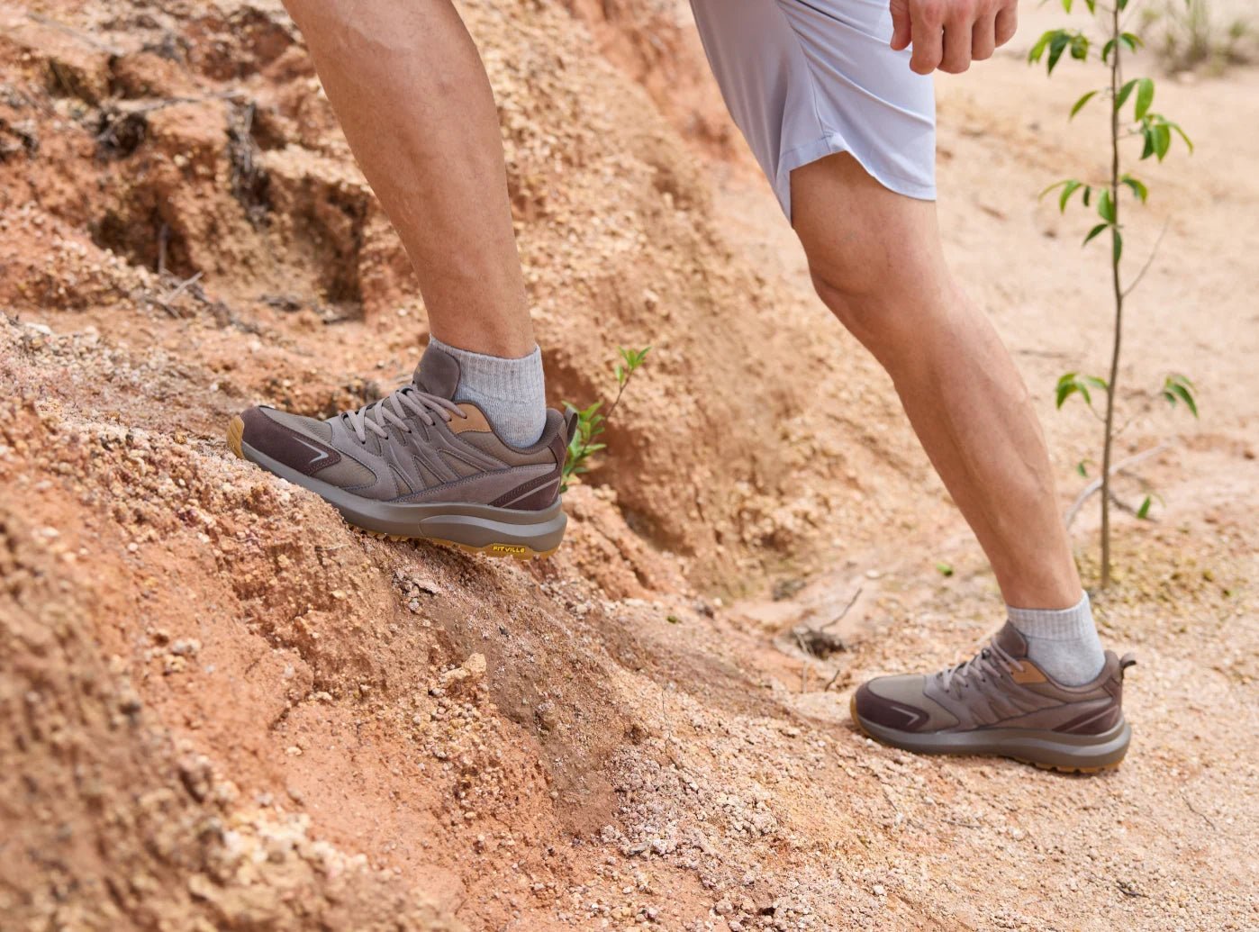 FitVille Men's Low - Top Sturdy Core Hiking Shoes V4 - 11