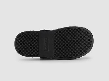 non-slip orthopedic surgeon shoe from FitVille has patterned rubber sole for strong grip and traction.