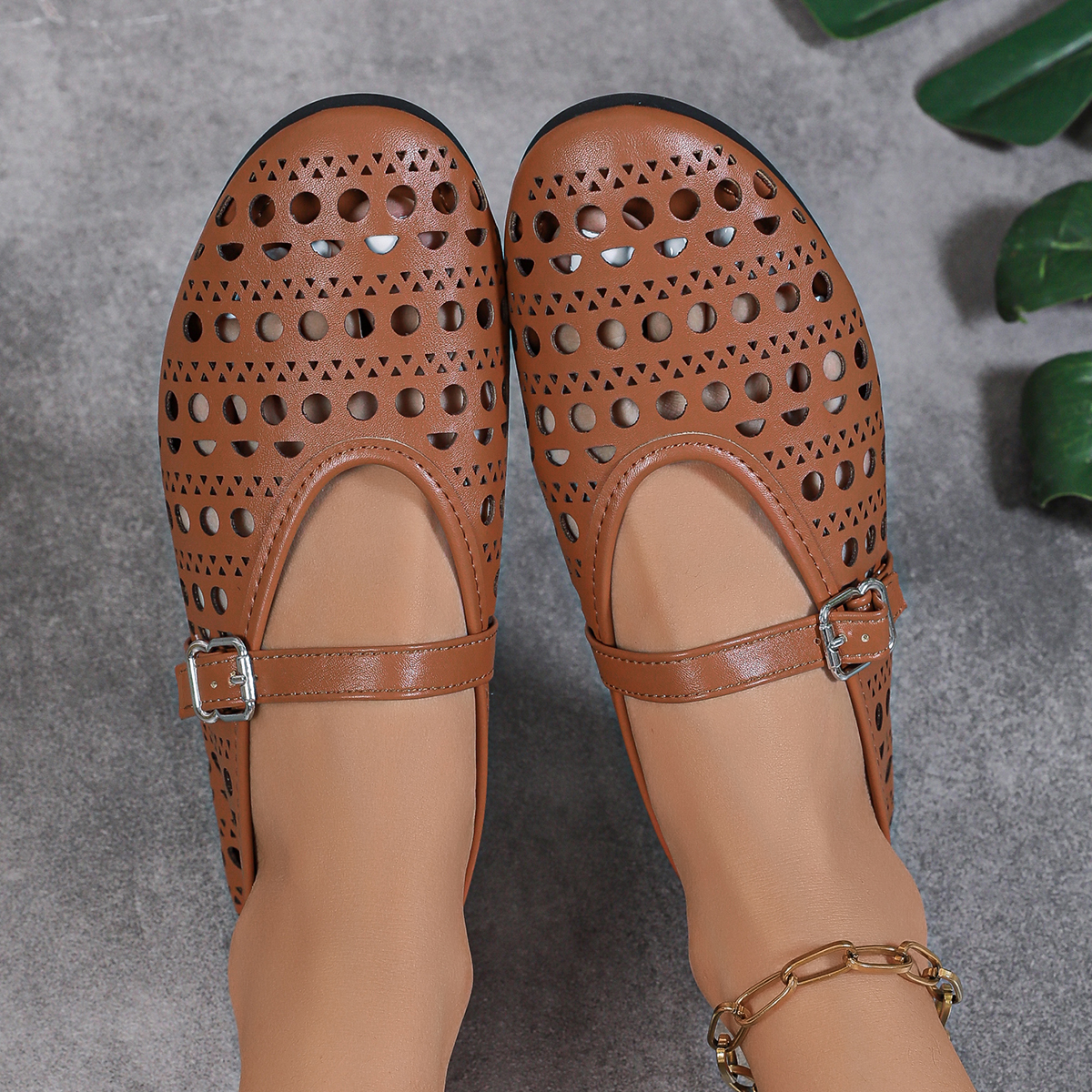 Summer Vintage Hollow-Out Flats for Women Ballet Flats Shoes Women’s Comfortable Dress Shoes Slip on Shoes Women Black Flats Round Toe PU Leather Flats