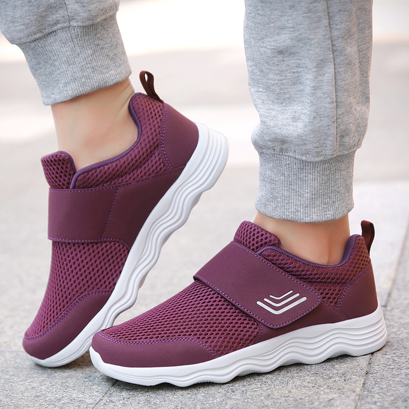 Women's Casual Comfort Walking Shoes Ultralight Flats Non-Slip Hook & Loop Fashion Sneakers