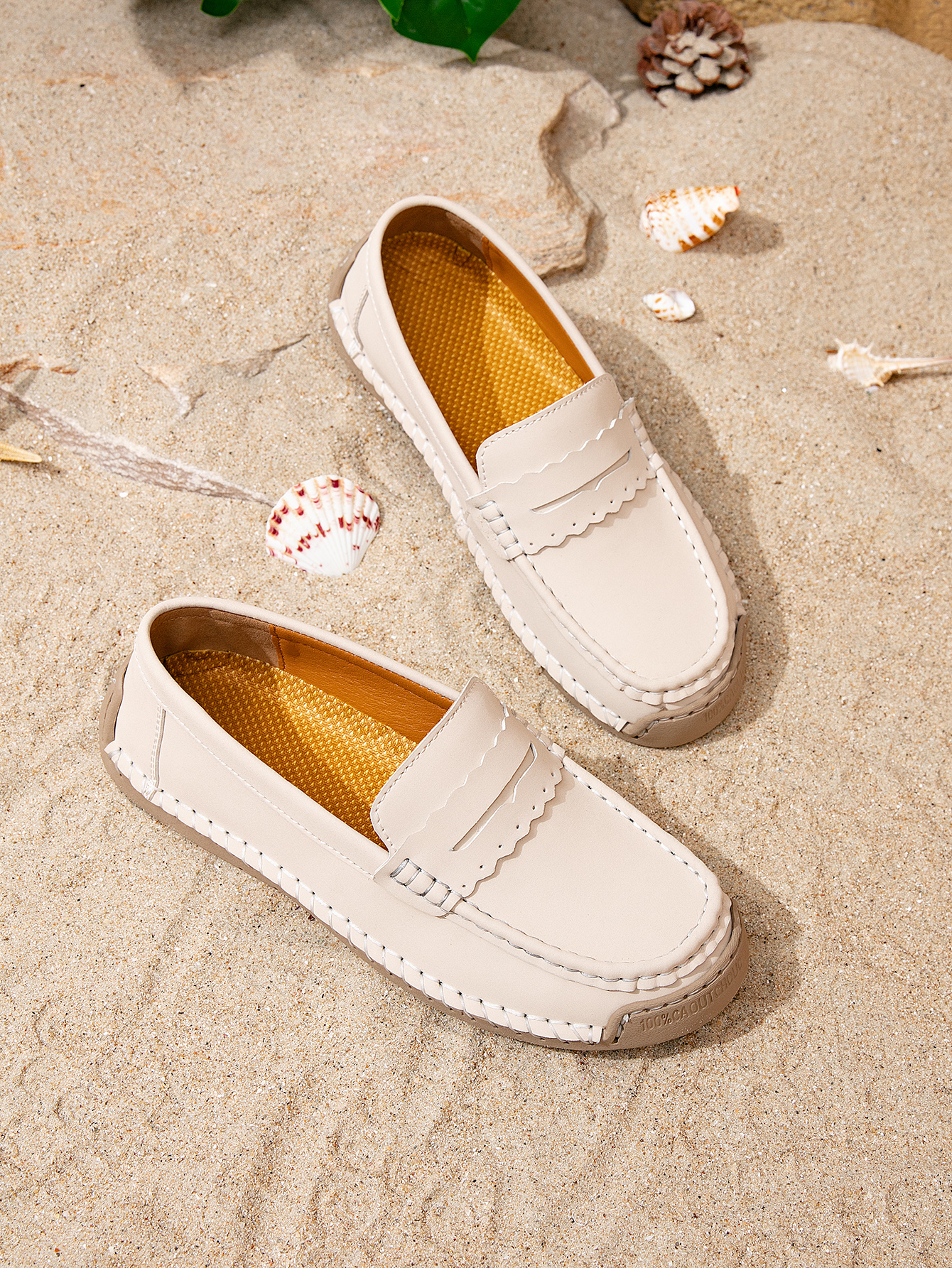 2025 Cross-Border Amazon Popular Spring And Autumn Large Size Women'S Shoes Anti-Slip Soft Sole Casual Shoes Hand-Stitched Mother'S Shoes