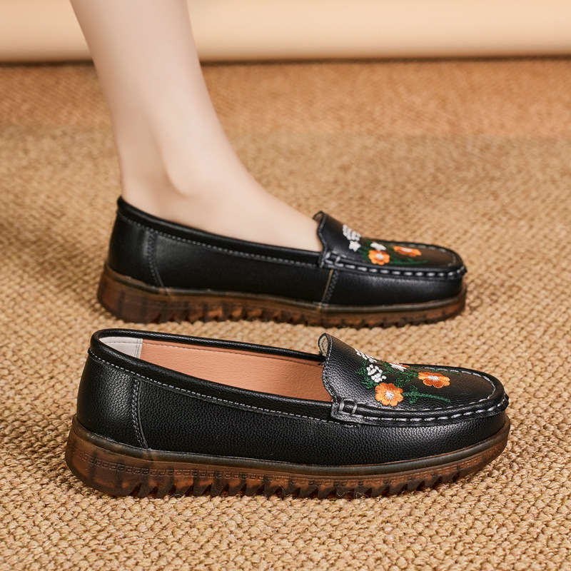 🔥Last Day 60% OFF🔥Women's Floral Embroidered Slip-On Loafers - Soft Sole