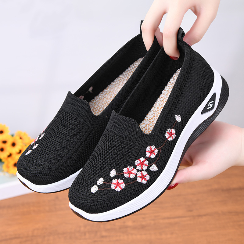 Single Shoes, Summer Flat Breathable Shoes, Non-Slip Comfortable Fly Woven Shoes, Old Beijing Embroidered Women'S Mesh Shoes