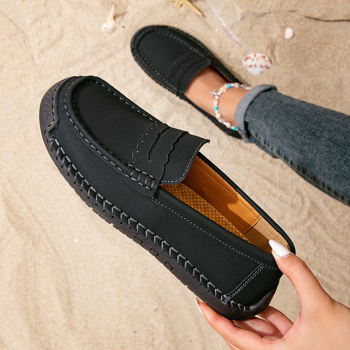 2025 Cross-Border Amazon Popular Spring And Autumn Large Size Women'S Shoes Anti-Slip Soft Sole Casual Shoes Hand-Stitched Mother'S Shoes