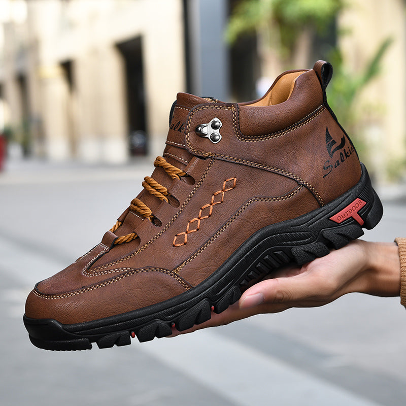 ⏰Limited-Time 70% OFF – Men's Orthopedic Handmade Leather Driving Boots–Pressure Relief, Waterproof, Slip-Resistant, Wide Toe, Arch&Ankle Support for Everyday & Travel