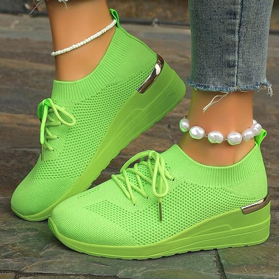 Women's Lightweight Comfortable Breathable Arch Support Slip-On Sneakers