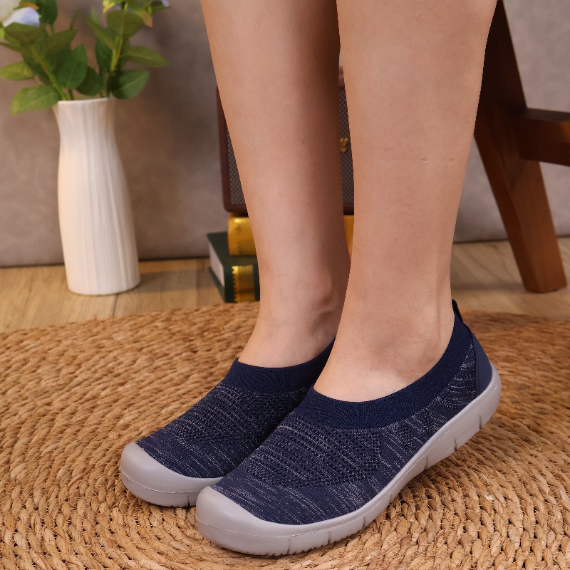 🌸🎉 Trendy Must-Have! Only a Few Left! ✨🥿💫Women's Hiking Lightweight Comfortable Breathable Non-slip Wide Toe Arch Support Orthopedic Slip-On Walking Shoes