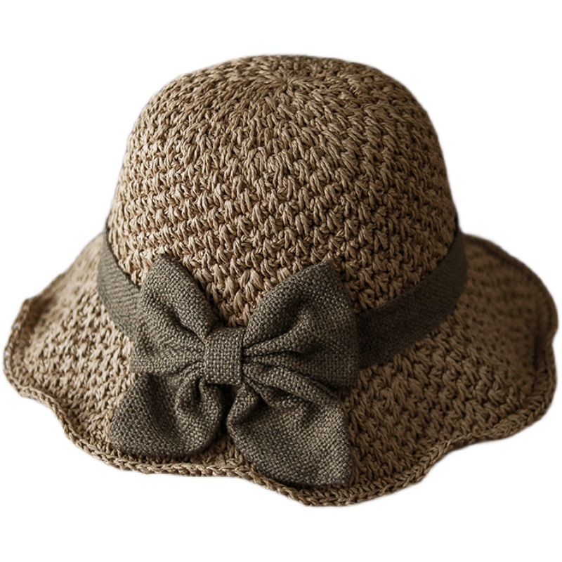 Women's Straw Hat with Bowknot