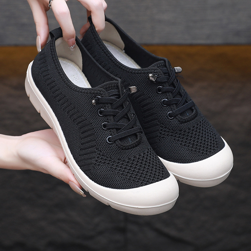 2025 Old Beijing Breathable Soft Soled Lightweight Women'S Shoes Comfortable One-Step Lazy Shoes Non-Slip Walking Mom Cloth Shoes