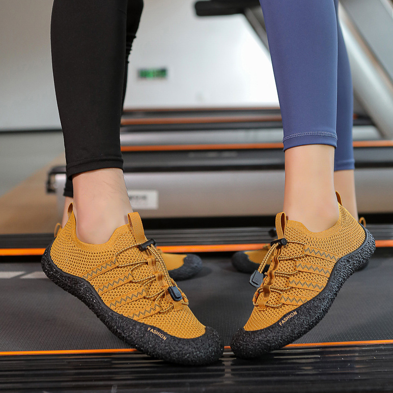 2026 New Cross-Border River Tracing Shoes For Couples Outdoor Sports Wading Shoes Beach Swimming Hiking Large Size 46 Yoga Shoes