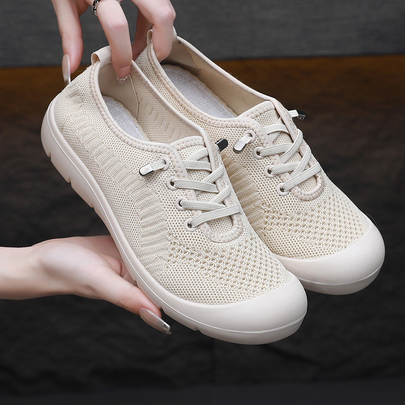 2025 Old Beijing Breathable Soft Soled Lightweight Women'S Shoes Comfortable One-Step Lazy Shoes Non-Slip Walking Mom Cloth Shoes