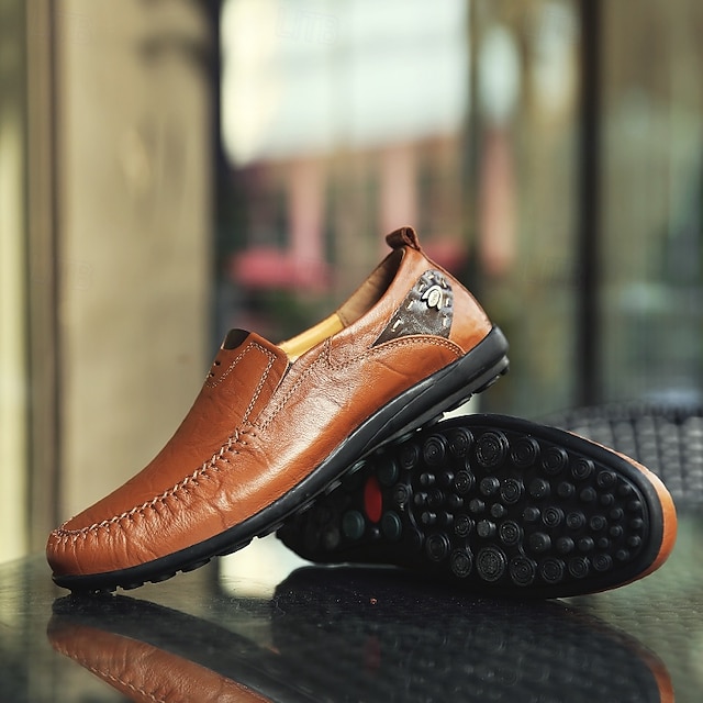 Men's Casual Brown Loafers with Soft Faux Leather Upper, Hand-Stitched Detailing, and Durable Rubber Sole - Perfect for Everyday Wear and Outdoor Activities