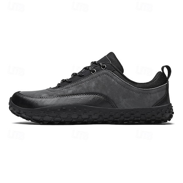 Green and Black Men's Outdoor Hiking Shoes with Lace-Up Closure and Rugged Sole – Ideal for Adventure Seekers, Casual Outdoor Activities and Everyday Fashion