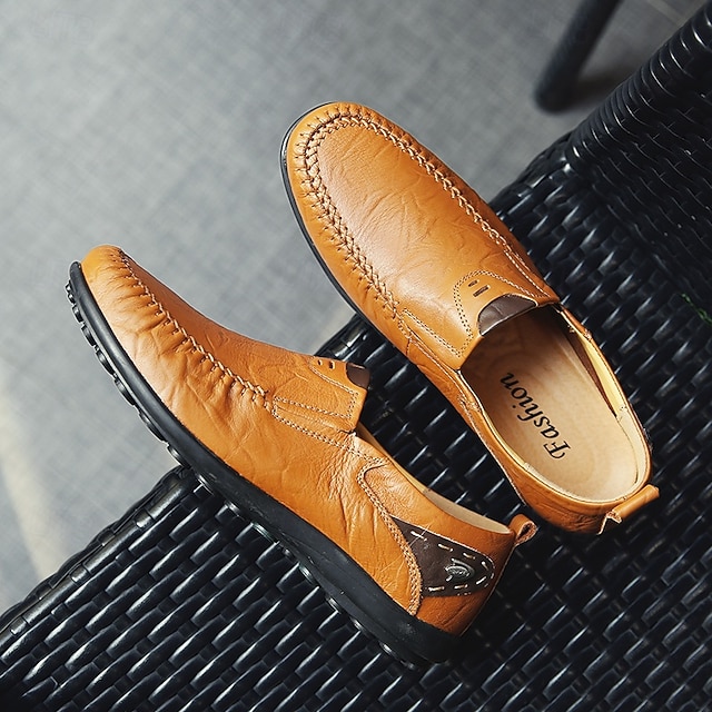 Men's Casual Brown Loafers with Soft Faux Leather Upper, Hand-Stitched Detailing, and Durable Rubber Sole - Perfect for Everyday Wear and Outdoor Activities