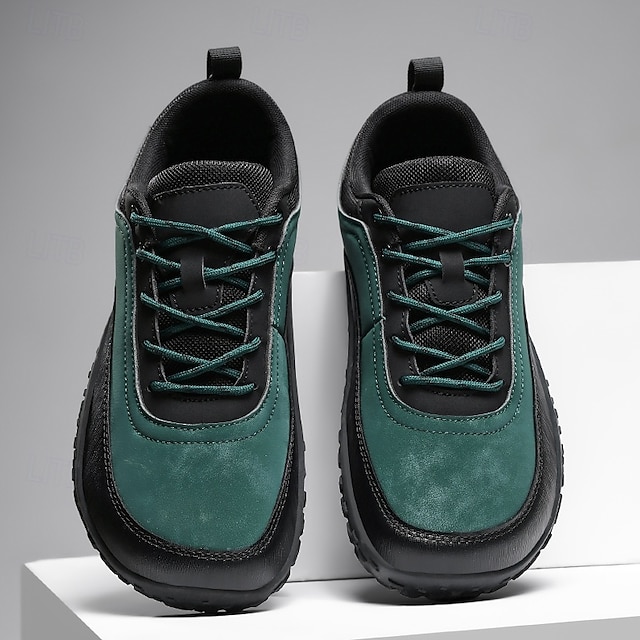 Green and Black Men's Outdoor Hiking Shoes with Lace-Up Closure and Rugged Sole – Ideal for Adventure Seekers, Casual Outdoor Activities and Everyday Fashion