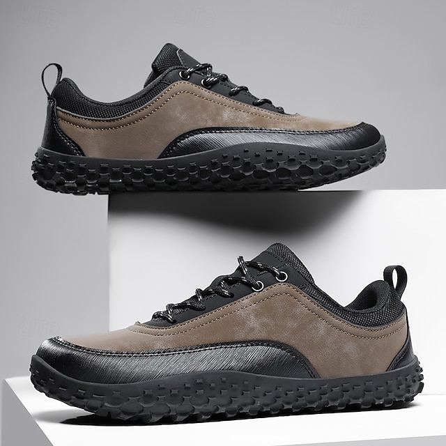 Green and Black Men's Outdoor Hiking Shoes with Lace-Up Closure and Rugged Sole – Ideal for Adventure Seekers, Casual Outdoor Activities and Everyday Fashion