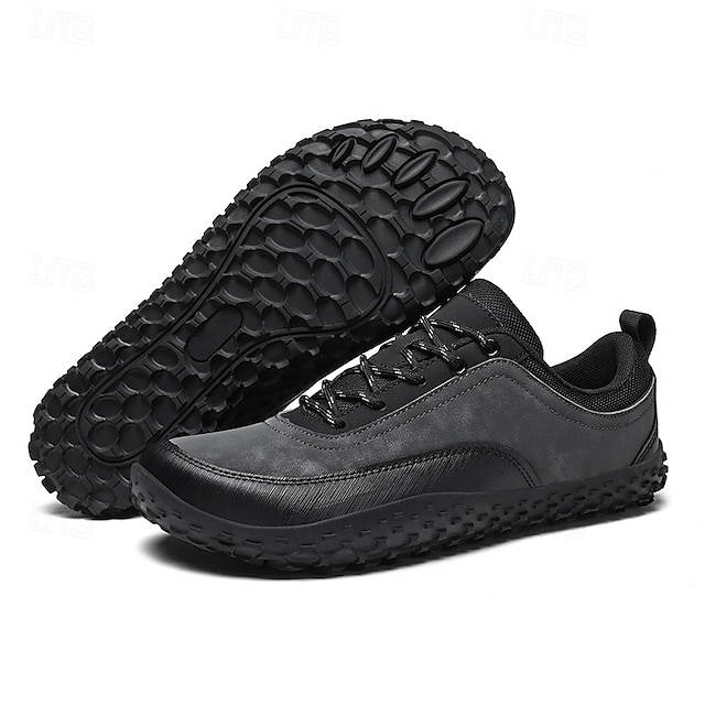 Green and Black Men's Outdoor Hiking Shoes with Lace-Up Closure and Rugged Sole – Ideal for Adventure Seekers, Casual Outdoor Activities and Everyday Fashion