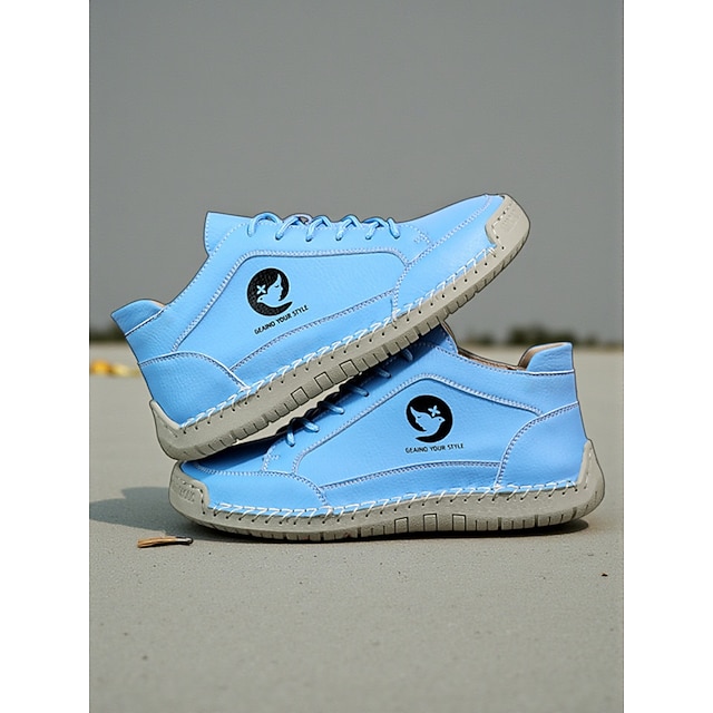 Women's Red and White Casual Walking Sneakers – Soft Flexible Sole, Retro Sport Style, Ideal for Holiday Outfits, Daily Errands, Outdoor Strolls and Christmas-Themed Looks