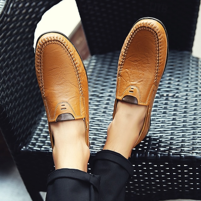 Men's Casual Brown Loafers with Soft Faux Leather Upper, Hand-Stitched Detailing, and Durable Rubber Sole - Perfect for Everyday Wear and Outdoor Activities