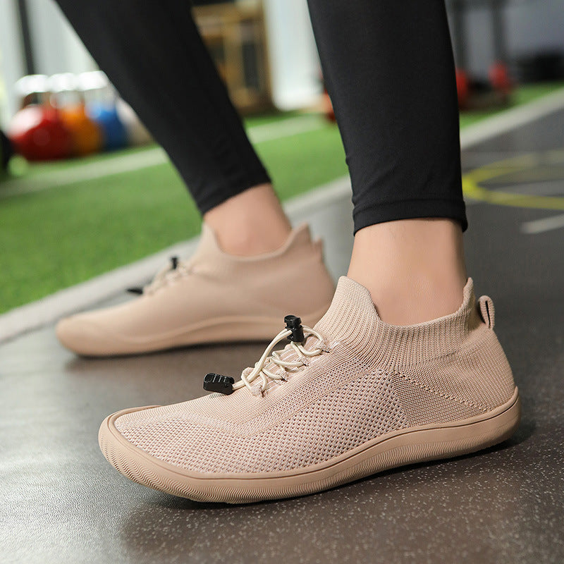 Maximaler Komfort für natürliche Fußbewegung! Barfußschuhe mit atmungsaktivem Strick.