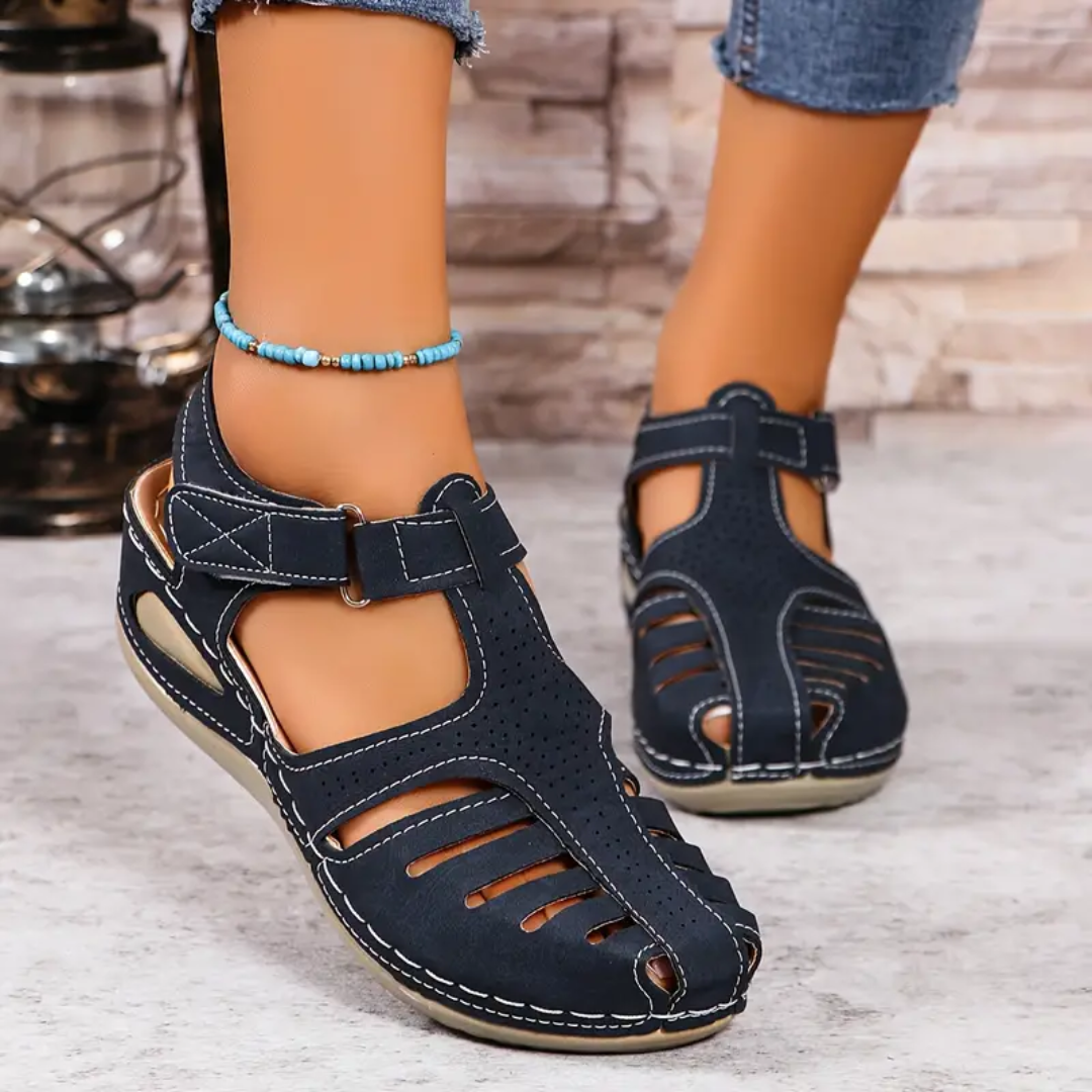 🔥 Verkaufsschlager! Ergonomische Sandalen mit geschlossener Zehe, Bogenstütze, bequem und strapazierfähig im Alltag.