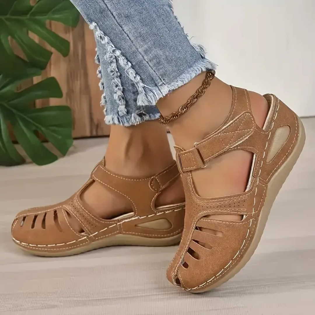 🔥 Verkaufsschlager! Ergonomische Sandalen mit geschlossener Zehe, Bogenstütze, bequem und strapazierfähig im Alltag.