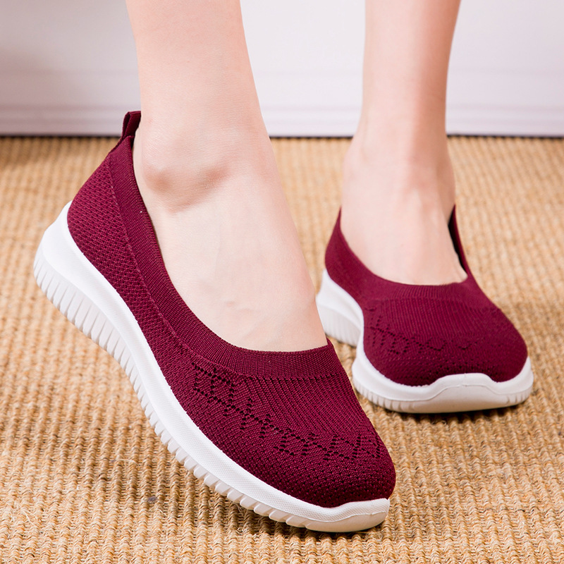 2025 New Old Beijing Cloth Shoes Women'S Foreign Trade Flat Fly Knitted Shoes Women'S Spring And Autumn Slip-On Shoes For Middle-Aged And Elderly Mothers