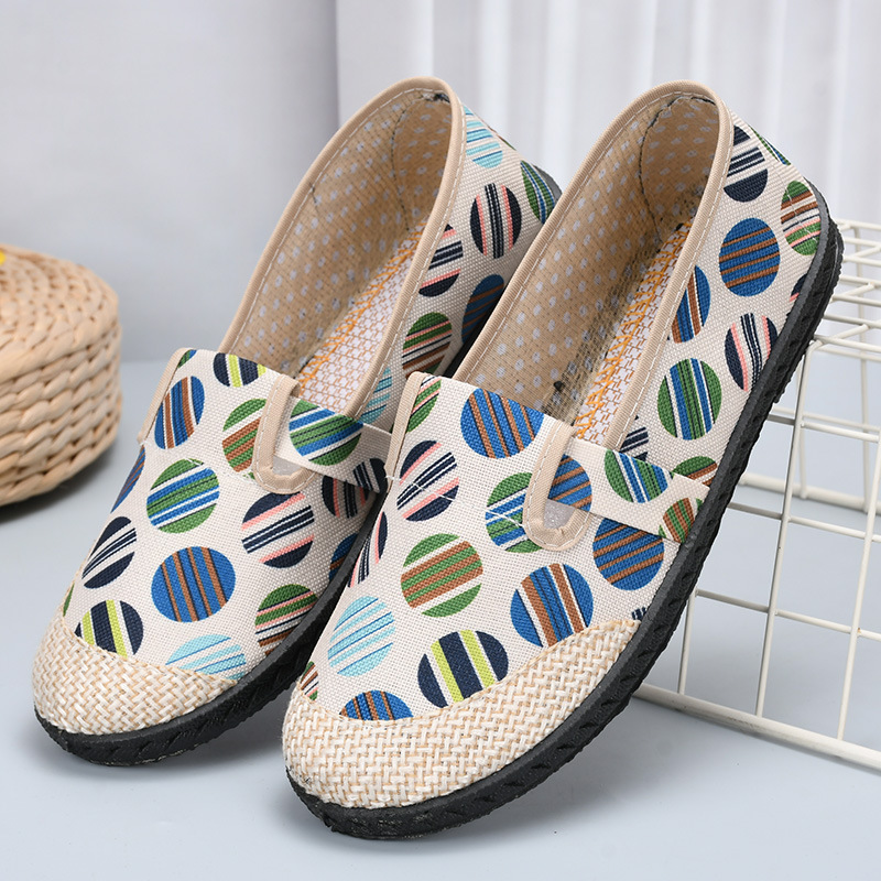 Beijing Cloth Shoes For Women, Middle-Aged And Elderly Mothers, Non-Slip Soft Soles, Tendon Soles, Canvas Work Embroidery