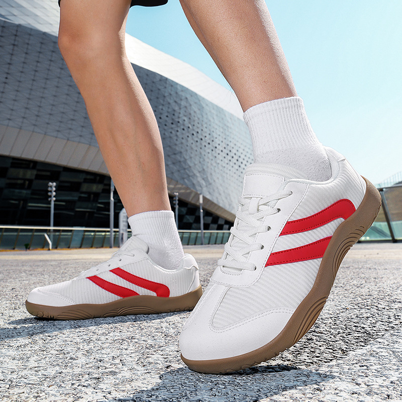 2026 Spring Wide Last Light Outdoor Casual Shoes Men'S Trendy Large Size Moral Training Shoes Cross-Border Wide Head Barefoot Sports Shoes