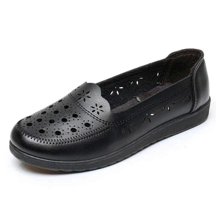 Mom Sandals, Summer Breathable And Fashionable Hollow Leather Shoes, Soft Soles, Non-Slip Flat Soles, Middle-Aged And Elderly Women'S Shoes, Elderly Hole Shoes