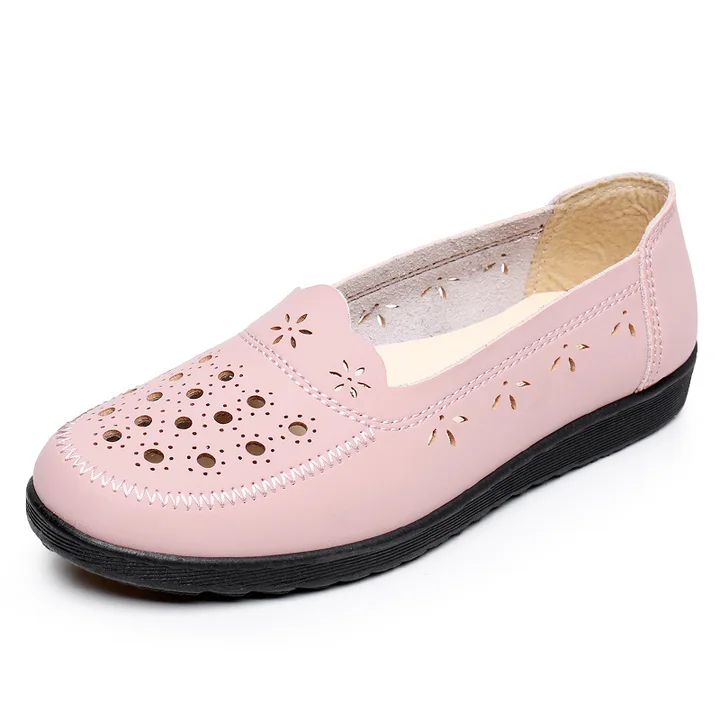 Mom Sandals, Summer Breathable And Fashionable Hollow Leather Shoes, Soft Soles, Non-Slip Flat Soles, Middle-Aged And Elderly Women'S Shoes, Elderly Hole Shoes